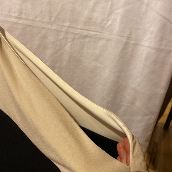 Dress Barn women’s size 18W black with cream & tan geometric design on top - Picture 3 of 4